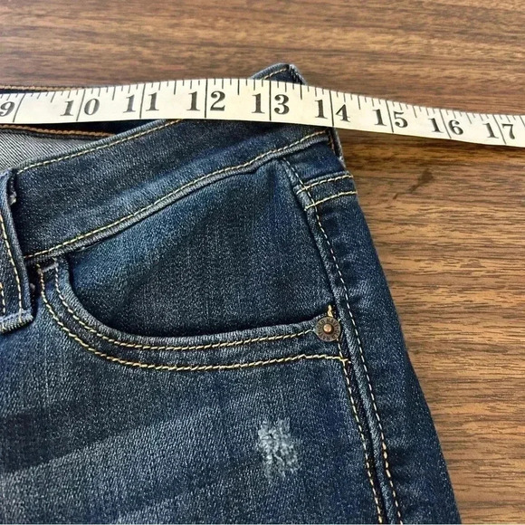 Old Navy Rockstar Super Skinny Jeans  8 - Picture 9 of 13